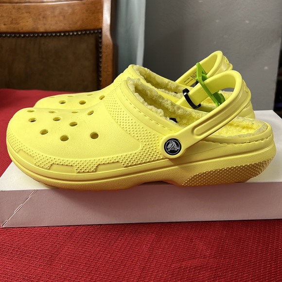 Crocs - Picture 5 of 9